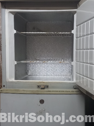 Mailing-Ston Double Door Refrigerator (Used) – ভালো অবস্থায়
